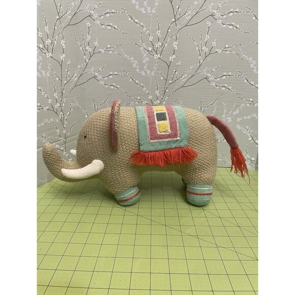 Anthropologie Plush Elephant Boho Knit Bed Room Decor Toy Stuffed Animal 2015 - Picture 4 of 10